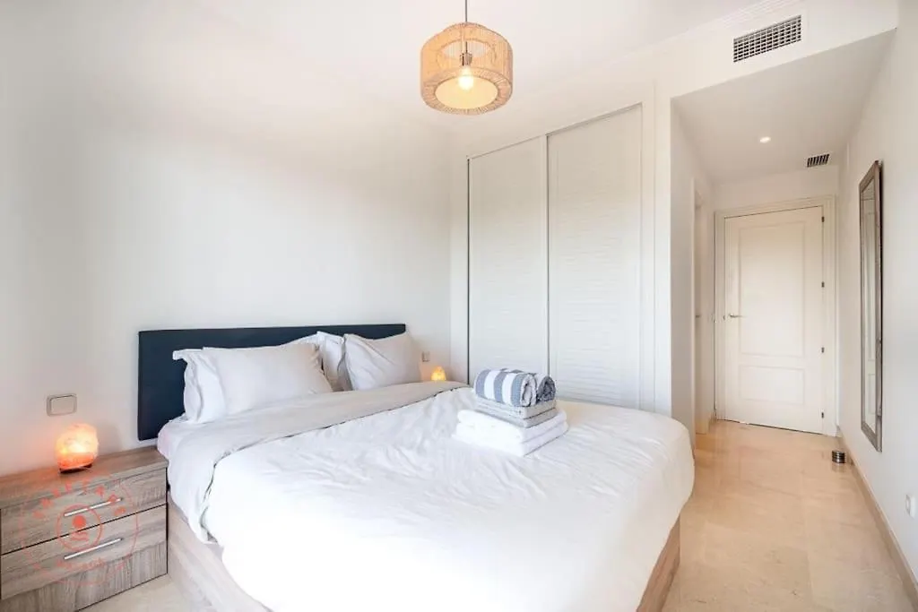 Apartment Alongside Golf Course - Tcm Mijas